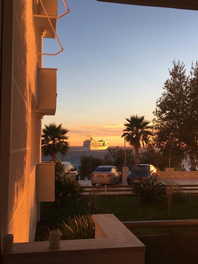 Loli Apartment Luxury White Residence Saranda Zewnętrze zdjęcie