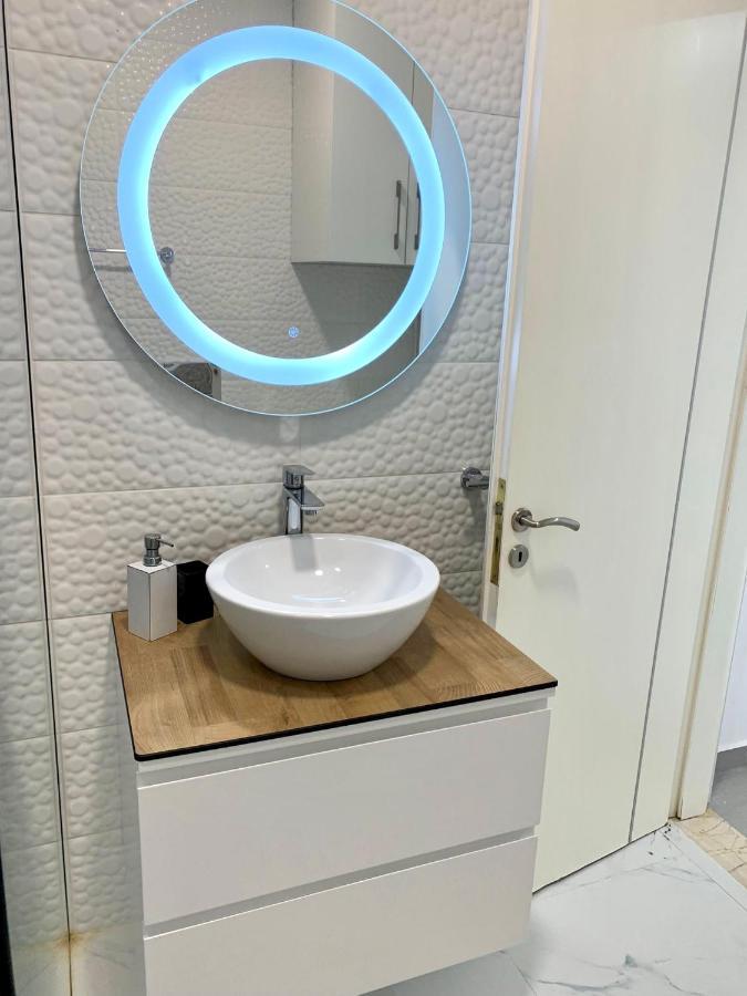Loli Apartment Luxury White Residence Saranda Zewnętrze zdjęcie