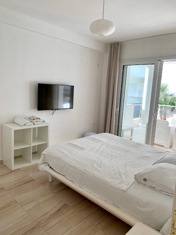 Loli Apartment Luxury White Residence Saranda Zewnętrze zdjęcie