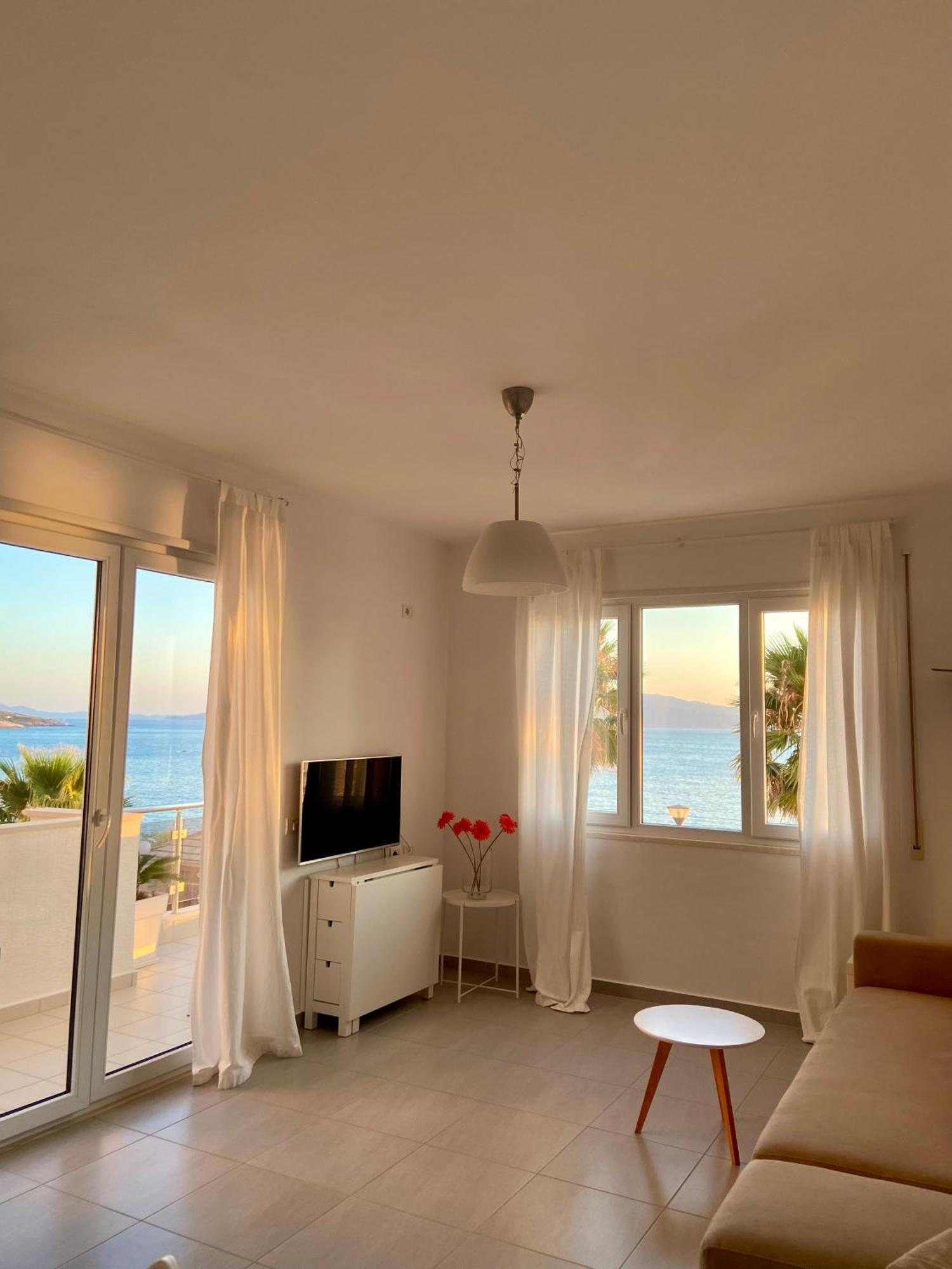 Loli Apartment Luxury White Residence Saranda Zewnętrze zdjęcie