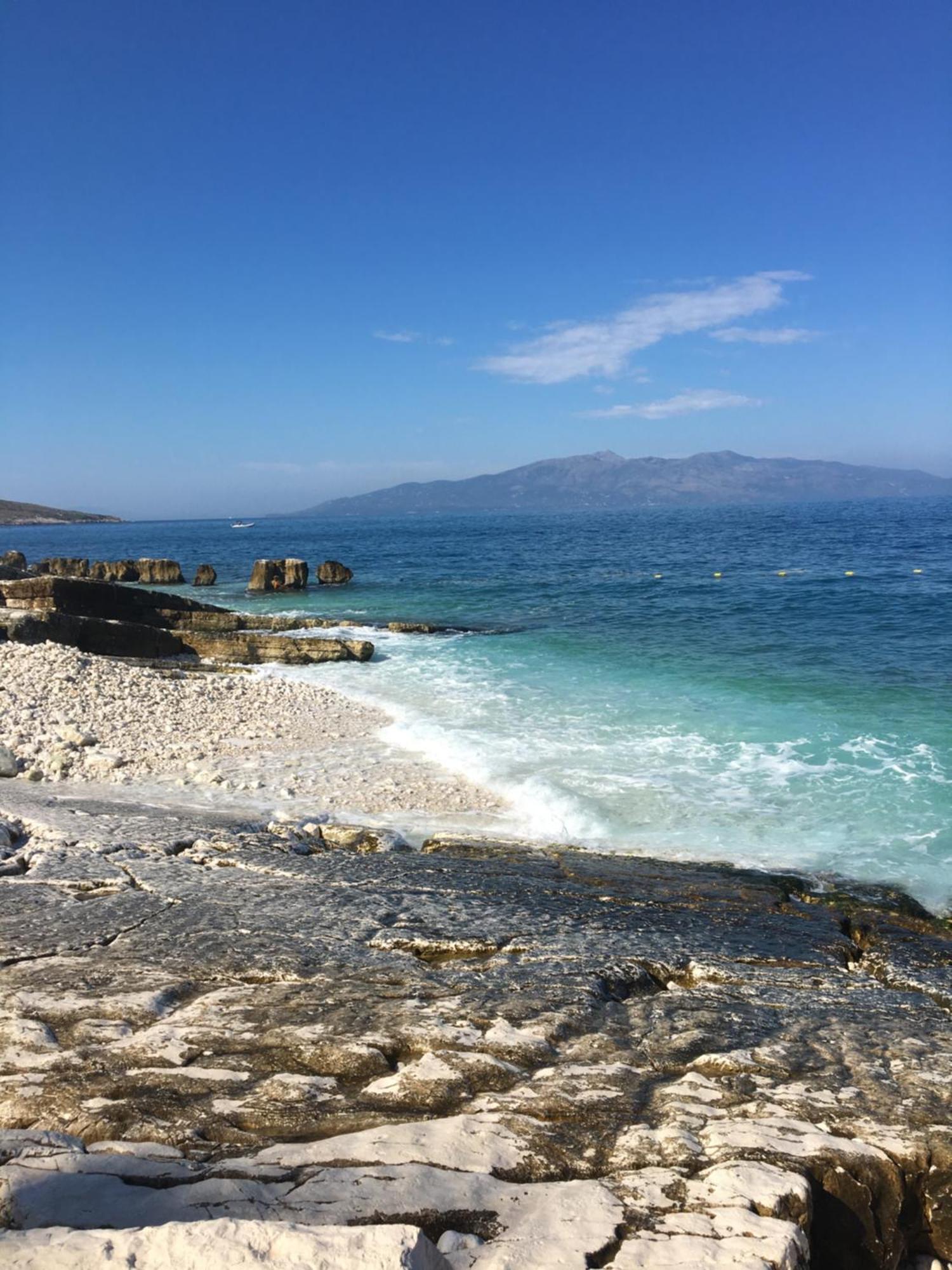 Loli Apartment Luxury White Residence Saranda Zewnętrze zdjęcie