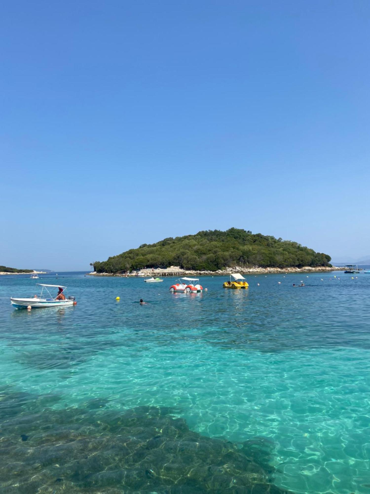 Loli Apartment Luxury White Residence Saranda Zewnętrze zdjęcie